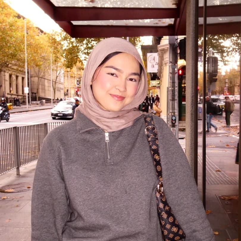 Zahra H., Law