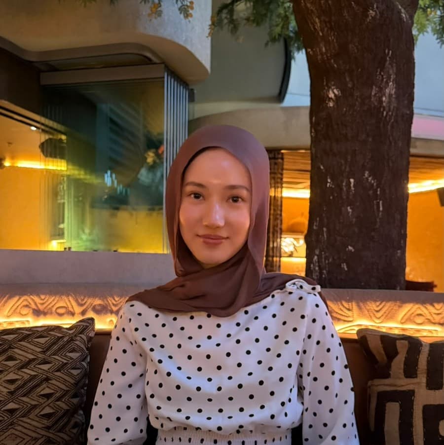 Zahra R., Medicine